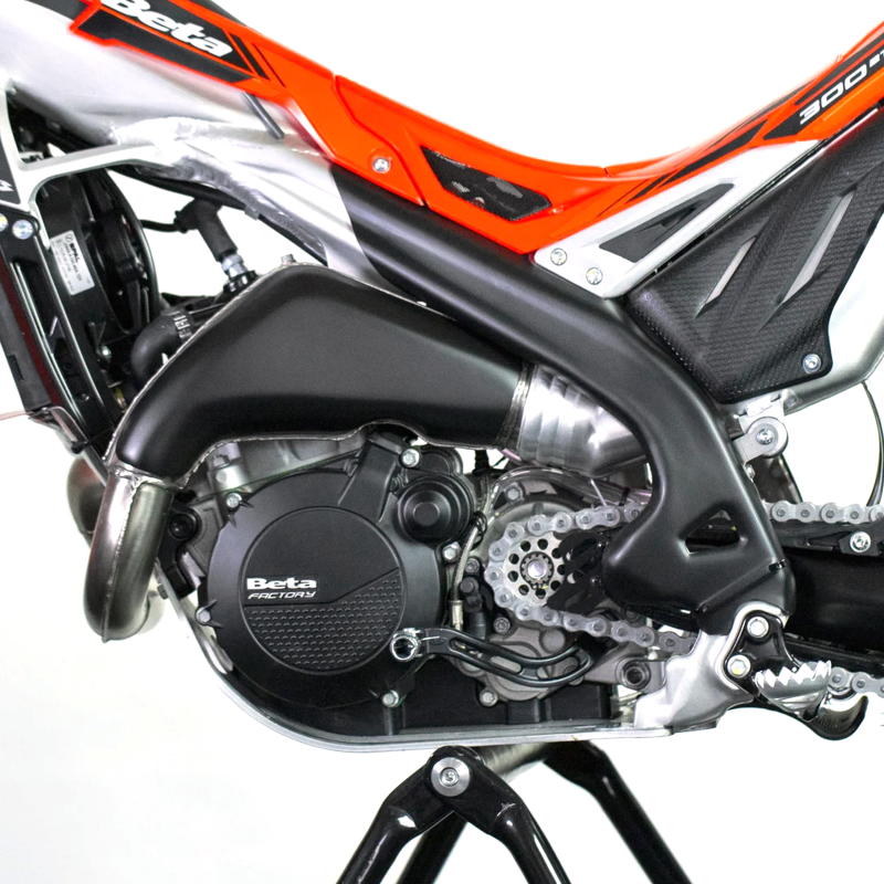 Protector Plastico Chasis BETA Sincro 2026 - Imagen 3